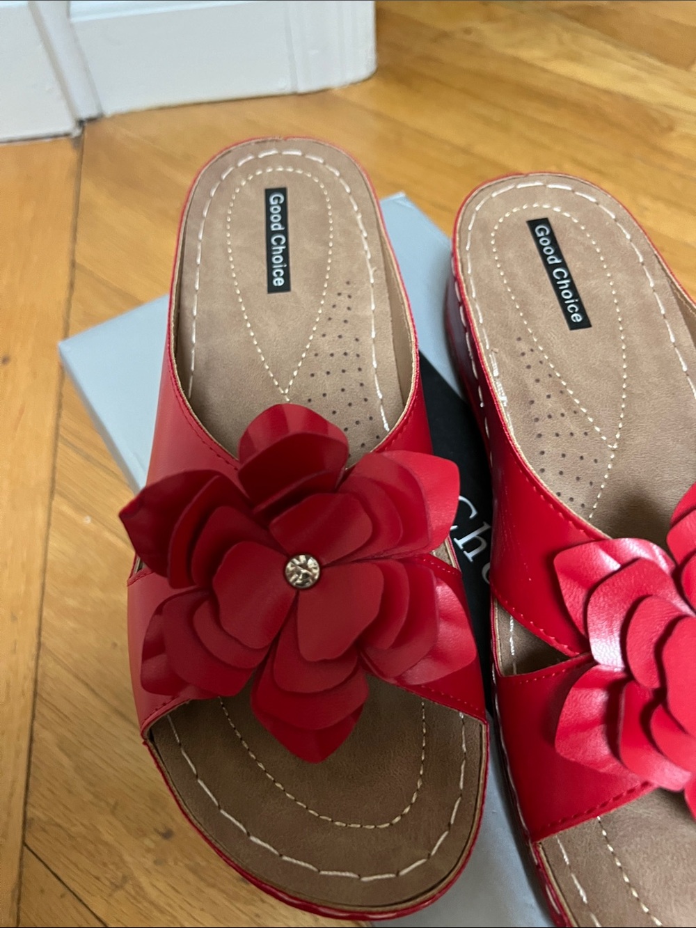 Good Choice Red Floral Slide Mules for Women - Picture 5 of 5